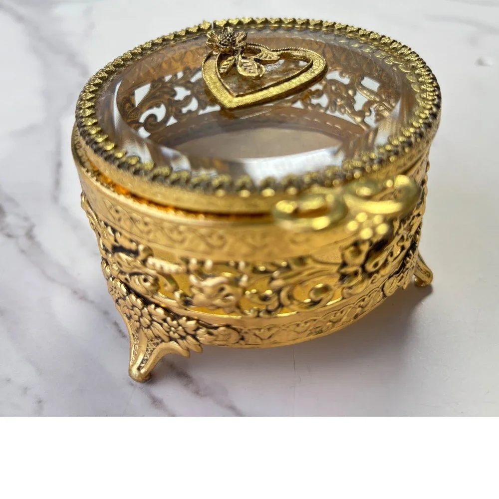 N/A vintage gold